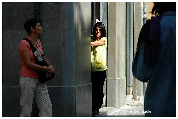 Three women, Granada
